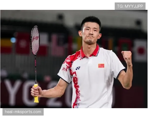 谌龙训练完直接啃鸡腿？这自律人设有点扛不住啊